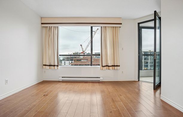 2409 1189 Howe Street Downtown VW