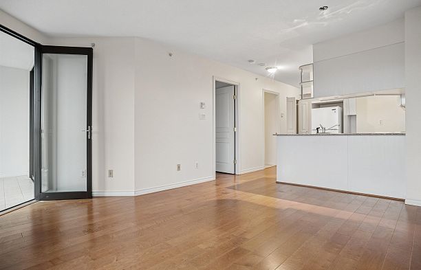 2409 1189 Howe Street Downtown VW