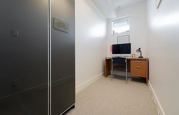 5952 Chancellor Mews University VW