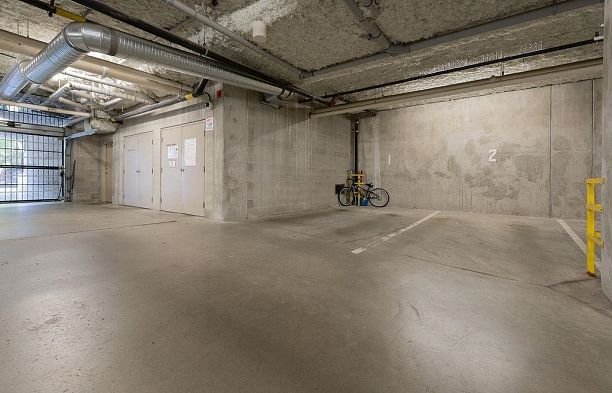 5952 Chancellor Mews University VW