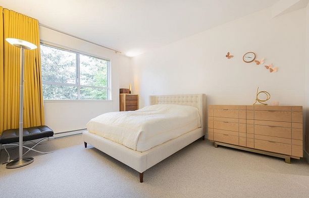 5952 Chancellor Mews University VW