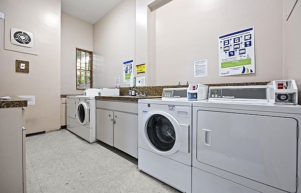 304 1219 Harwood Street West End VW