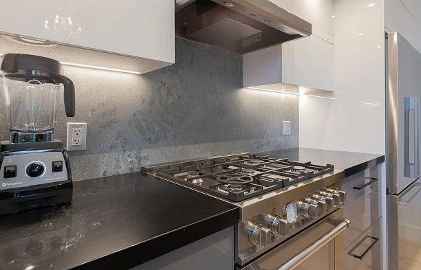 5952 Chancellor Mews University VW