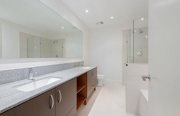 5952 Chancellor Mews University VW