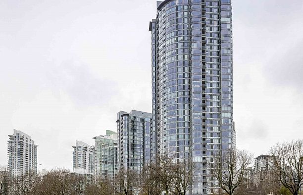 3805 1033 Marinaside Crescent Yaletown