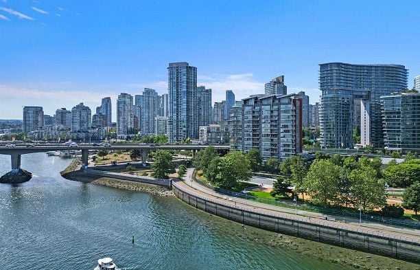 1284 87 Nelson Street Yaletown