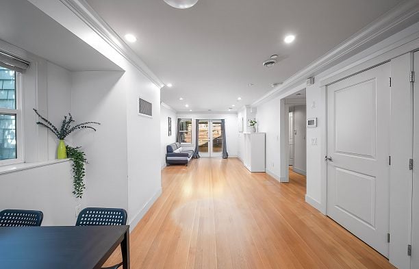 2388 Macdonald Street Kitsilano