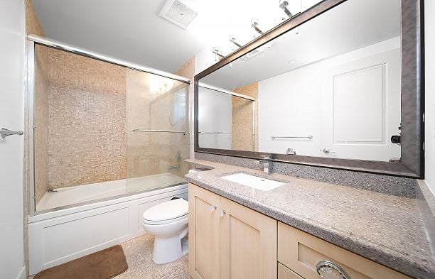 2388 Macdonald Street Kitsilano