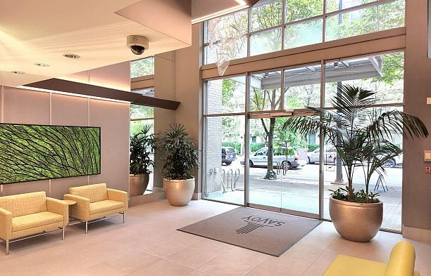 928 RICHARDS STREET, Vancouver BC V6B 3C1 Yaletown