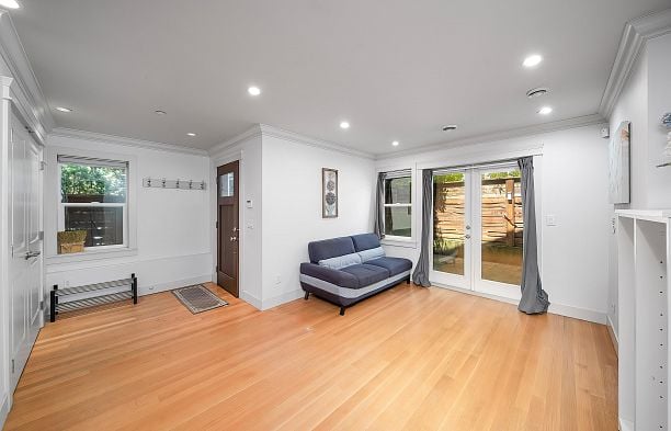 2388 Macdonald Street Kitsilano