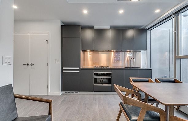 203 1480 HOWE STREET, Vancouver BC V6Z 1C4 Yaletown