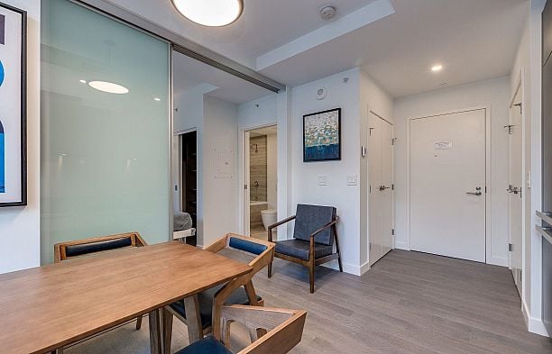 203 1480 HOWE STREET, Vancouver BC V6Z 1C4 Yaletown