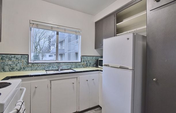 208 1540 HARO STREET, Vancouver BC V6G 1G6 West End VW