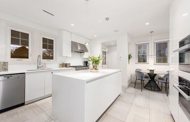 1407 W 33rd Avenue Shaughnessy