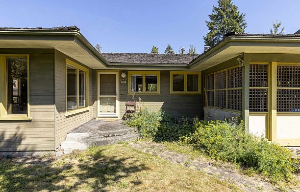 6180 Highbury Street Southlands