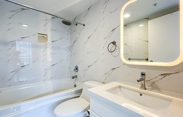 1602 1201 Marinaside Crescent Yaletown