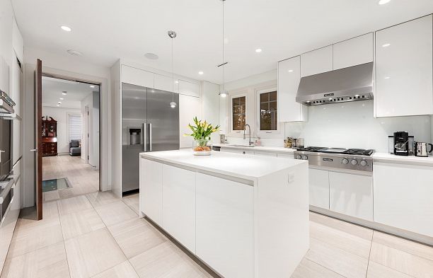 1407 W 33rd Avenue Shaughnessy