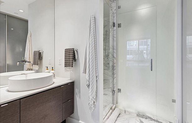 402 1477 W Pender Street Coal Harbour