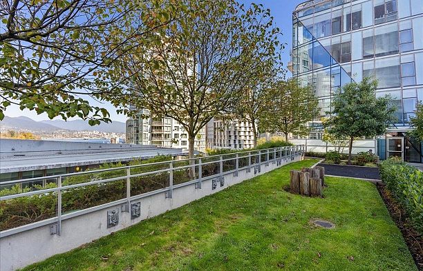 402 1477 W Pender Street Coal Harbour