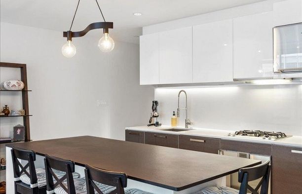 402 1477 W Pender Street Coal Harbour