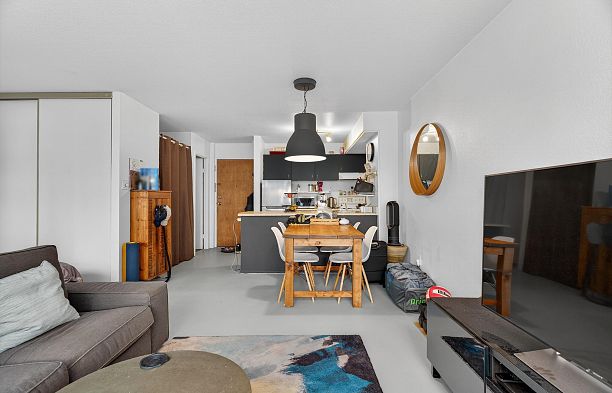 902 950 Drake Street Downtown VW