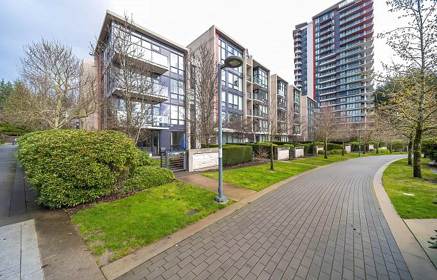 107 5638 Birney Avenue University VW