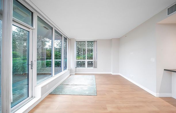 107 5638 Birney Avenue University VW