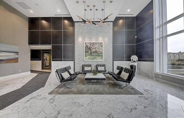 303 5628 Birney Avenue University VW