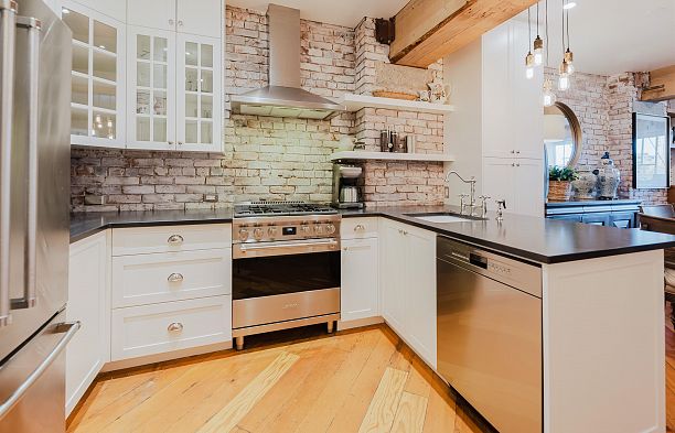 210 1178 Hamilton Street Yaletown