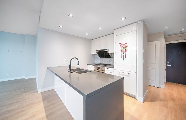 107 5638 Birney Avenue University VW