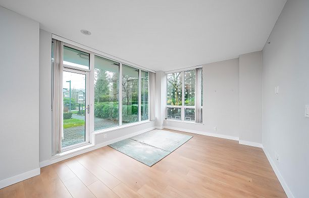 107 5638 Birney Avenue University VW