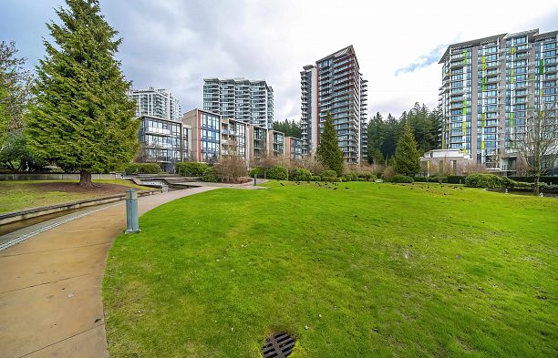 107 5638 Birney Avenue University VW