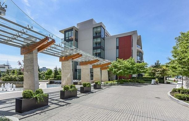 503 5628 Birney Avenue University VW