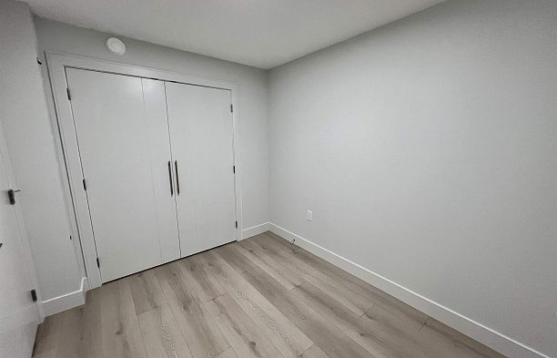 105 E 39TH AVENUE, Vancouver BC V5W 1J6 Main