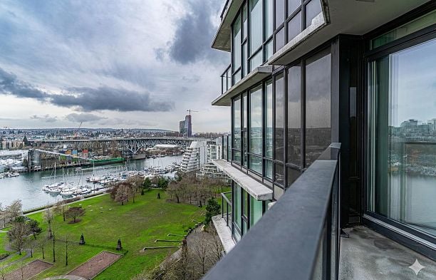 1802 455 Beach Crescent Yaletown