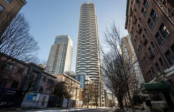 2002 1033 NELSON AVENUE, Vancouver BC V6E 0E5 West End VW