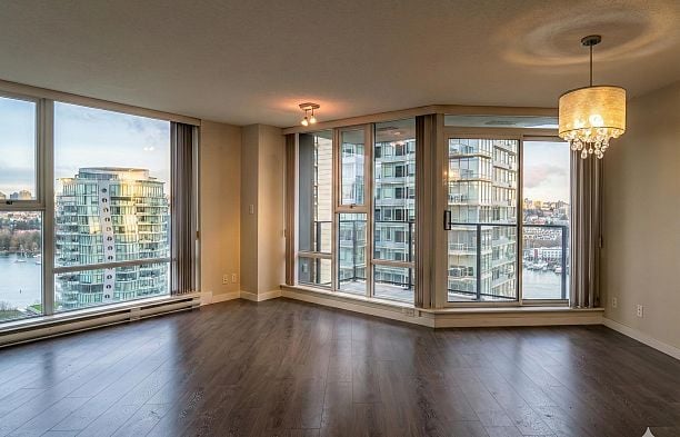 1802 455 Beach Crescent Yaletown