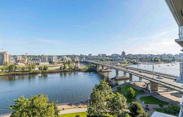 1106 980 Cooperage Way Yaletown