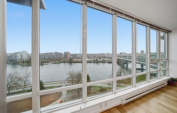 1106 980 Cooperage Way Yaletown