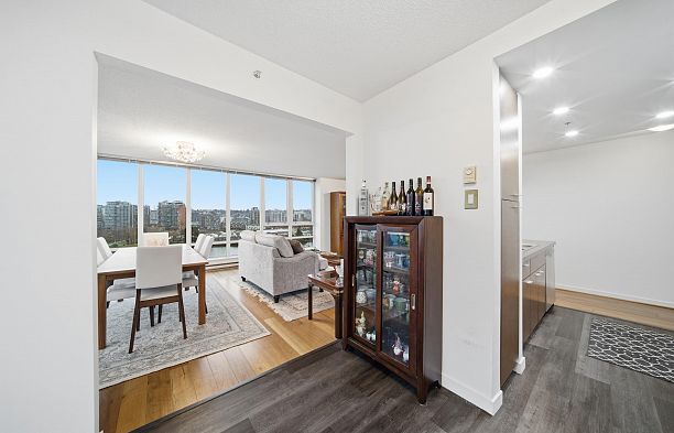 1106 980 Cooperage Way Yaletown