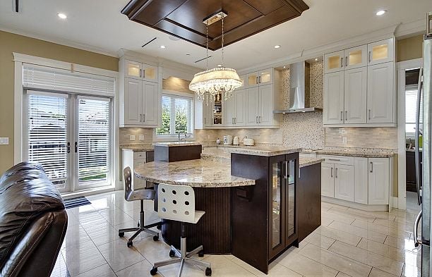 2168 W 16th Avenue Arbutus