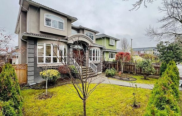 2813 W 21st Avenue Arbutus