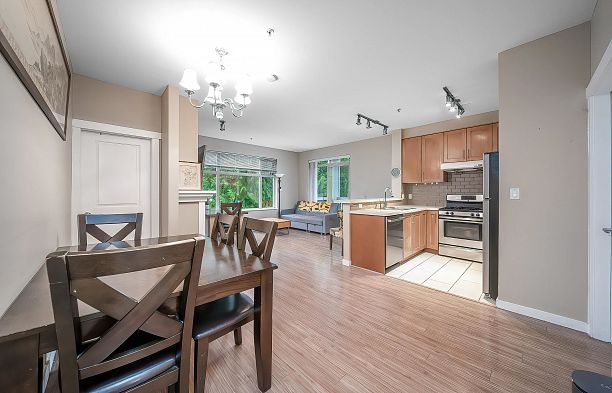 313 4883 Maclure Mews Quilchena