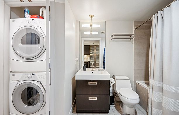 301 1055 Richards Street Downtown VW