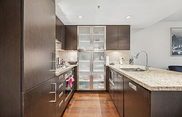 301 1055 Richards Street Downtown VW