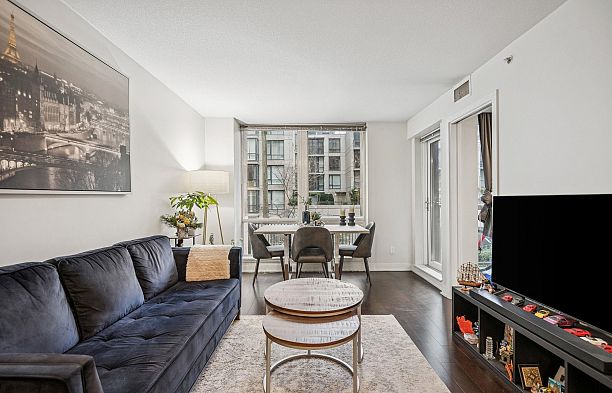 301 1055 Richards Street Downtown VW