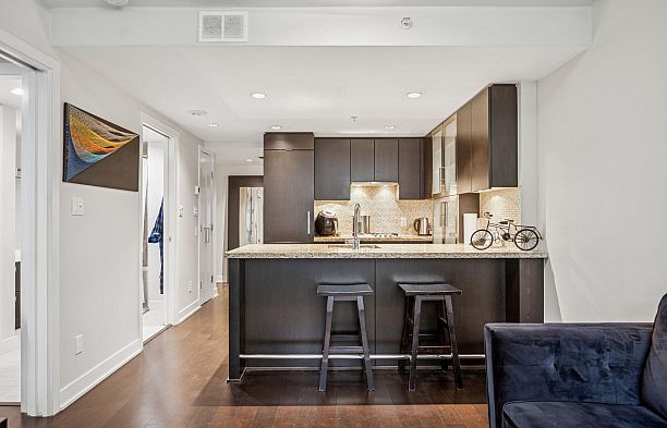 301 1055 Richards Street Downtown VW