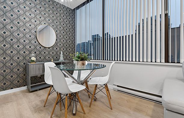 311 1010 Howe Street Downtown VW