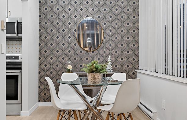 311 1010 Howe Street Downtown VW