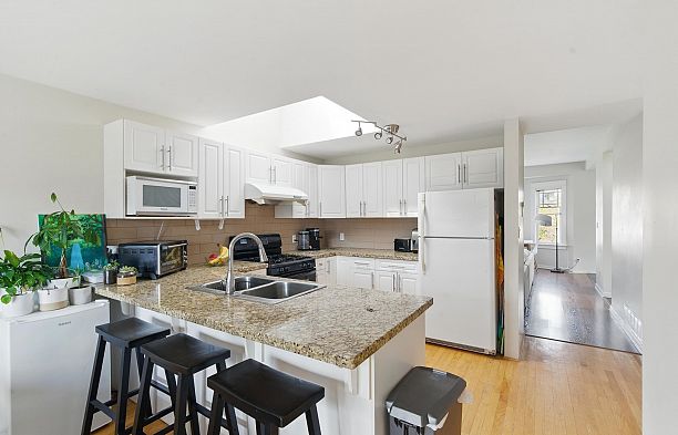 2968 W 20th Avenue Arbutus